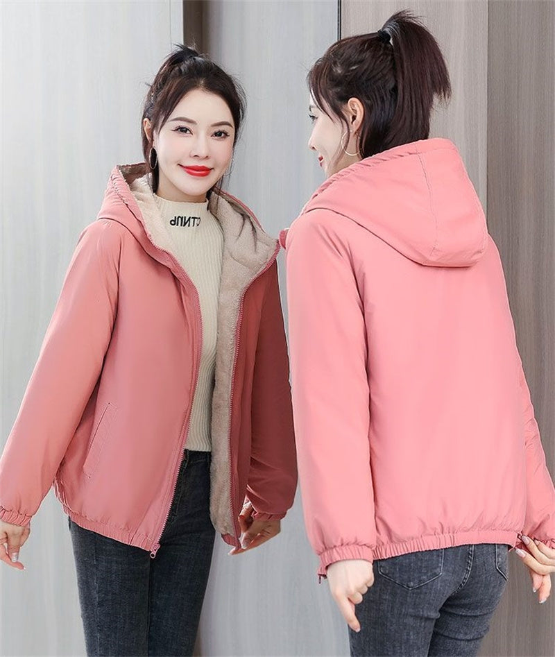 Zoe | Cozy fleece windbreaker with hood.