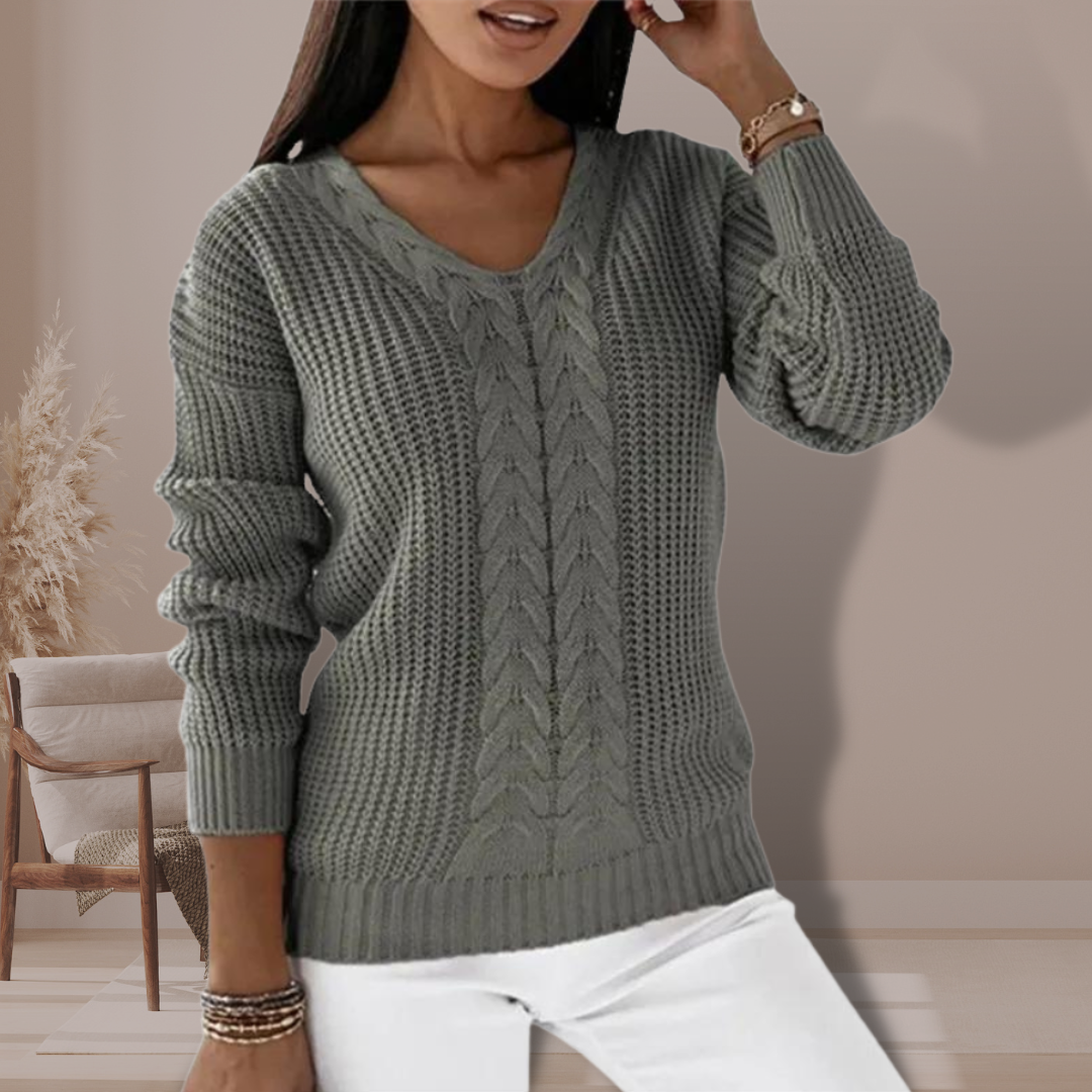 Claudia| Fashionable and effortless winter sweater