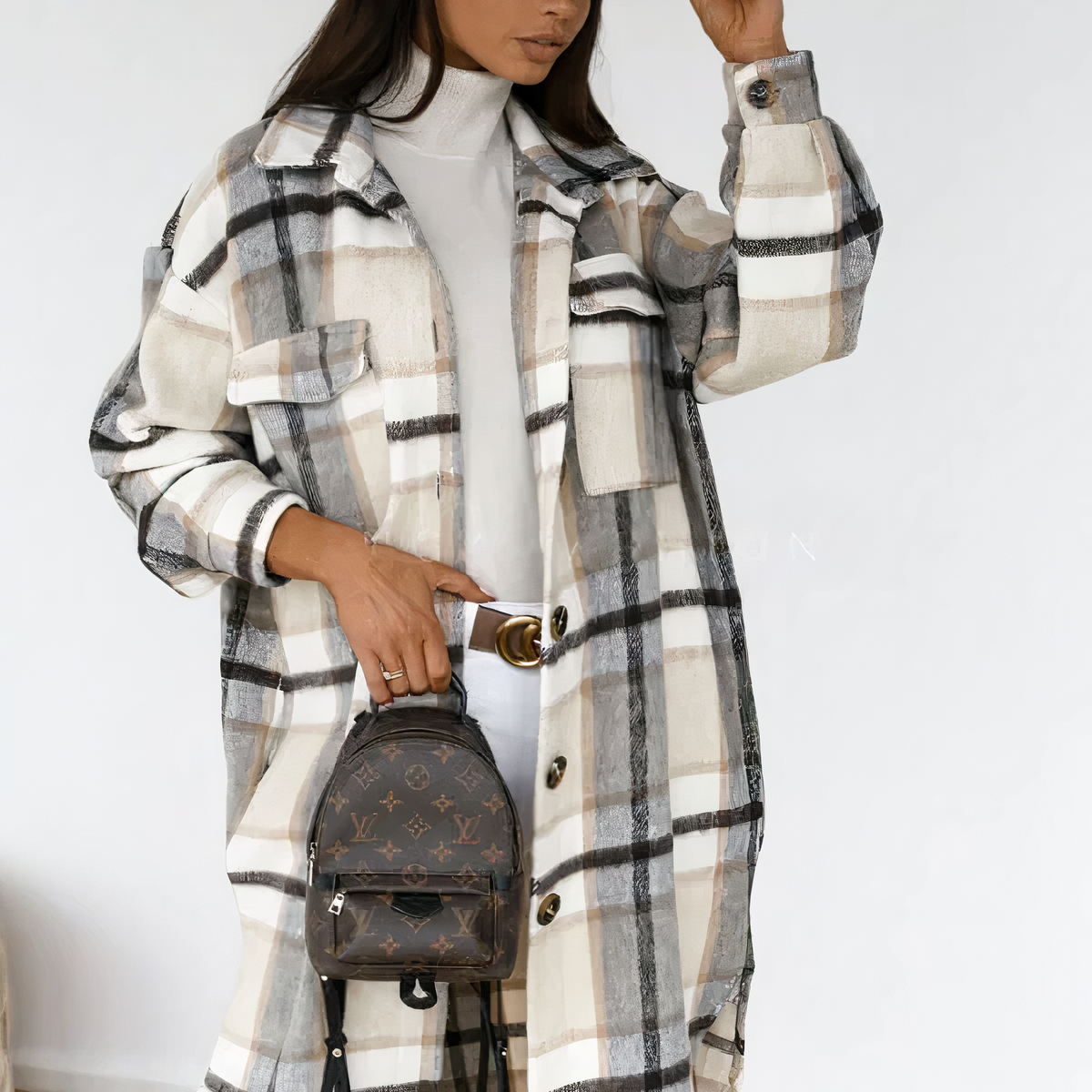 Viola | Long winter coat with checked print