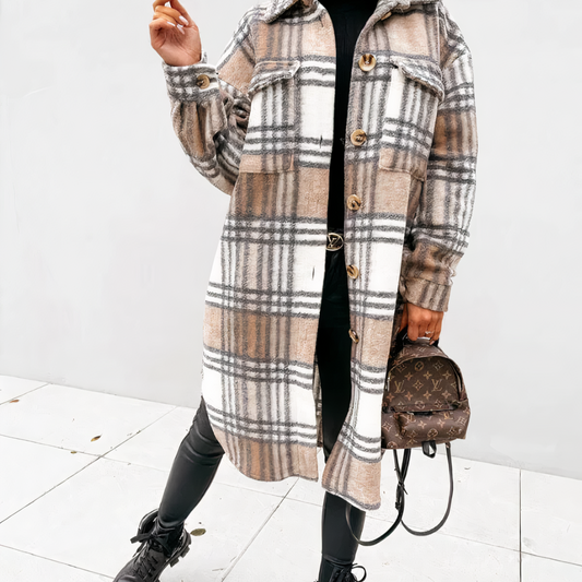 Viola | Long winter coat with checked print