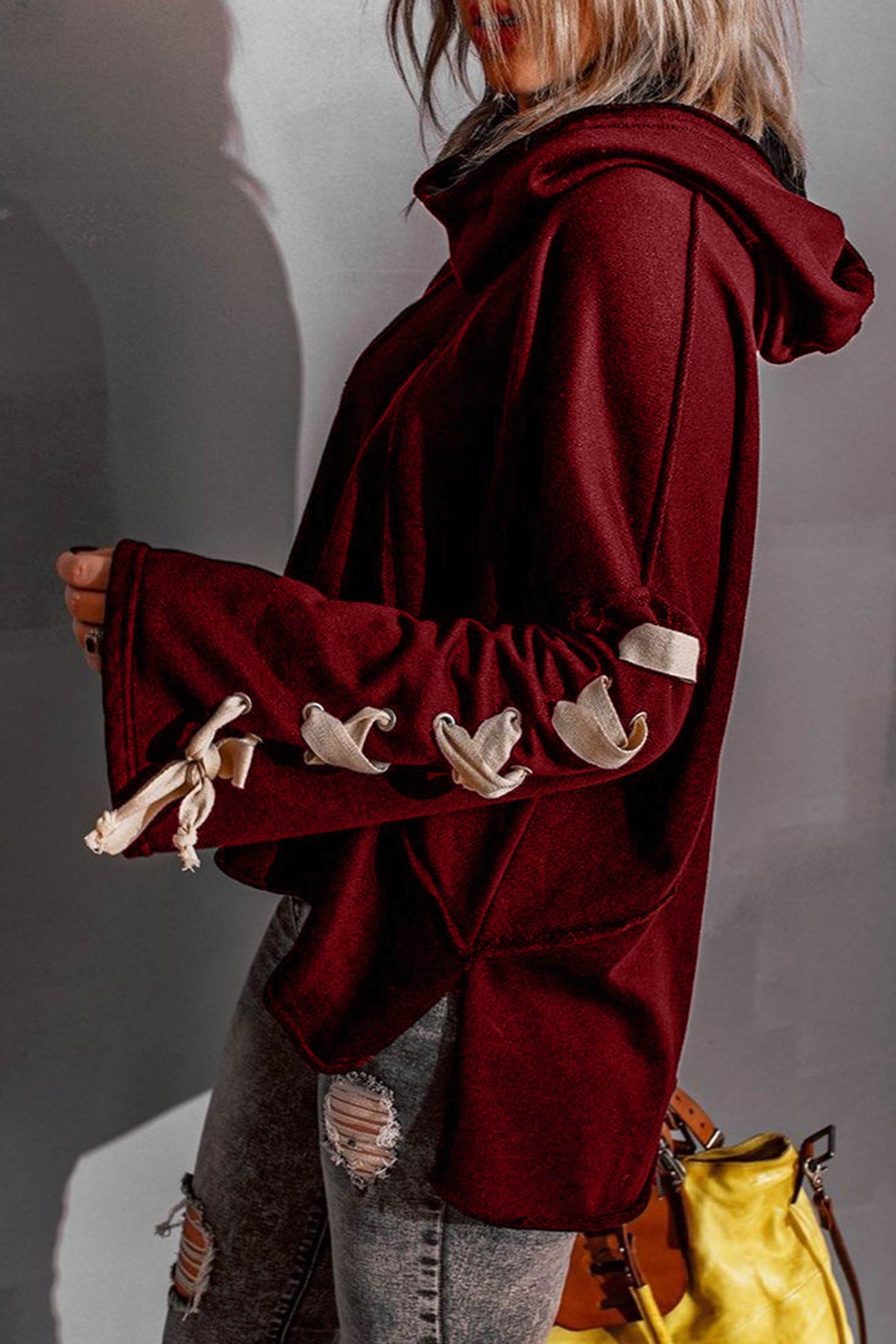 Marieke | Zip-up hoodie with a stacked collar and raw edges