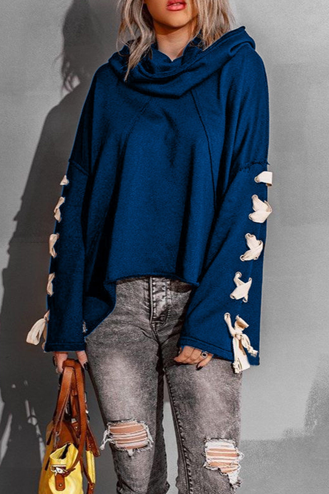 Marieke | Zip-up hoodie with a stacked collar and raw edges