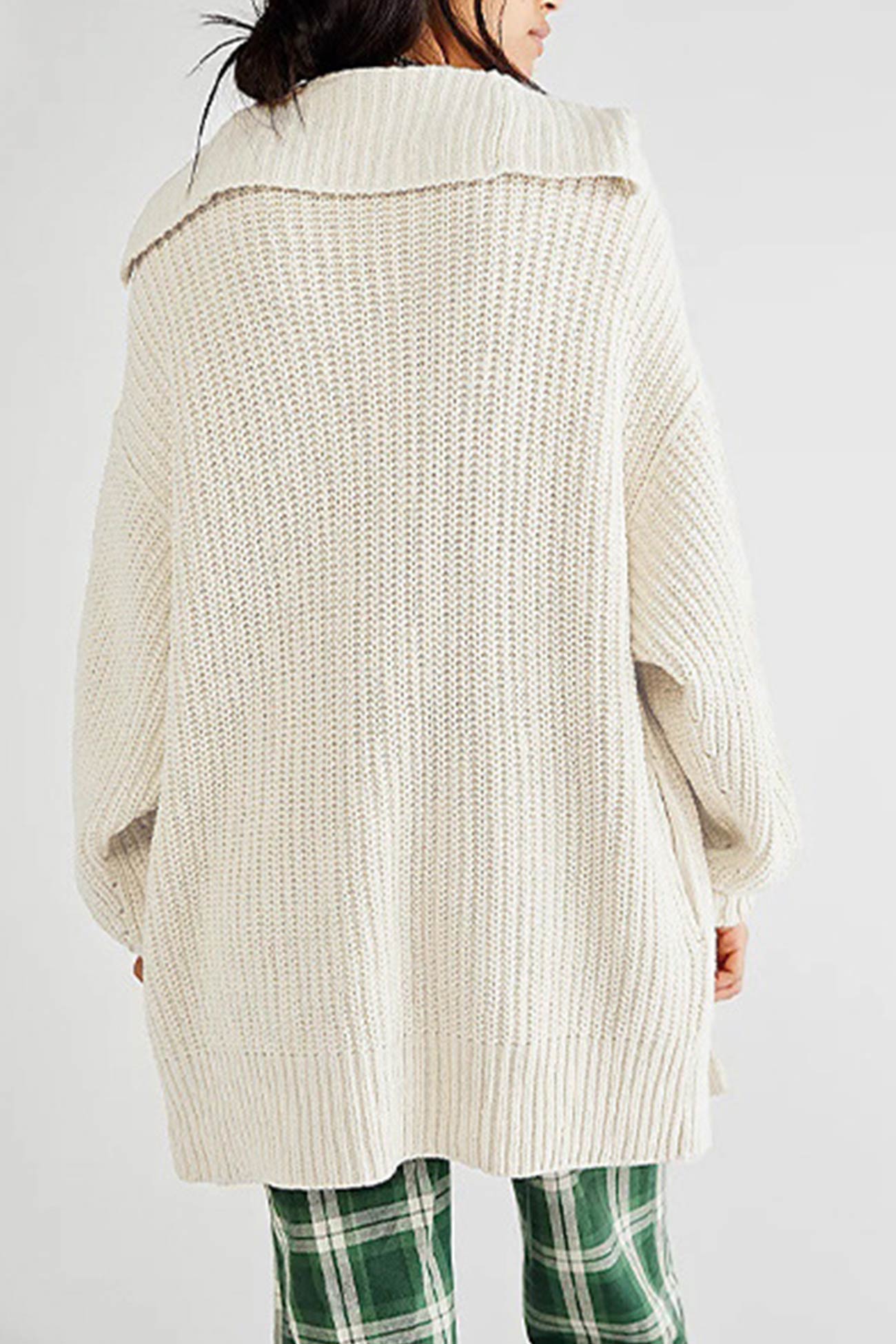 Annelies | Mid-length cardigan with lapels and a single buckle