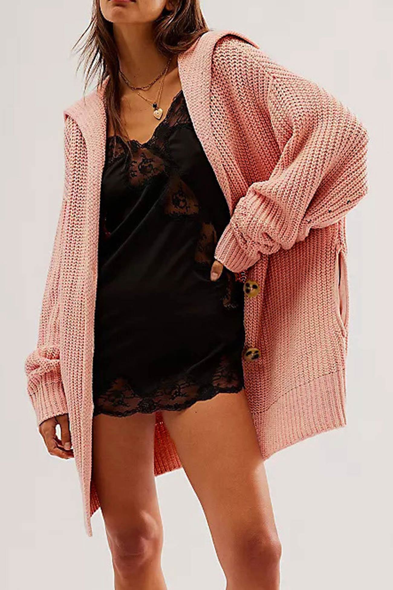 Annelies | Mid-length cardigan with lapels and a single buckle