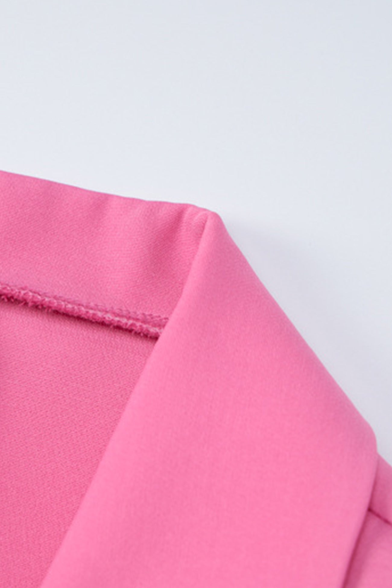 Luciana | Suit with fixed lapels and fluffy cuffs