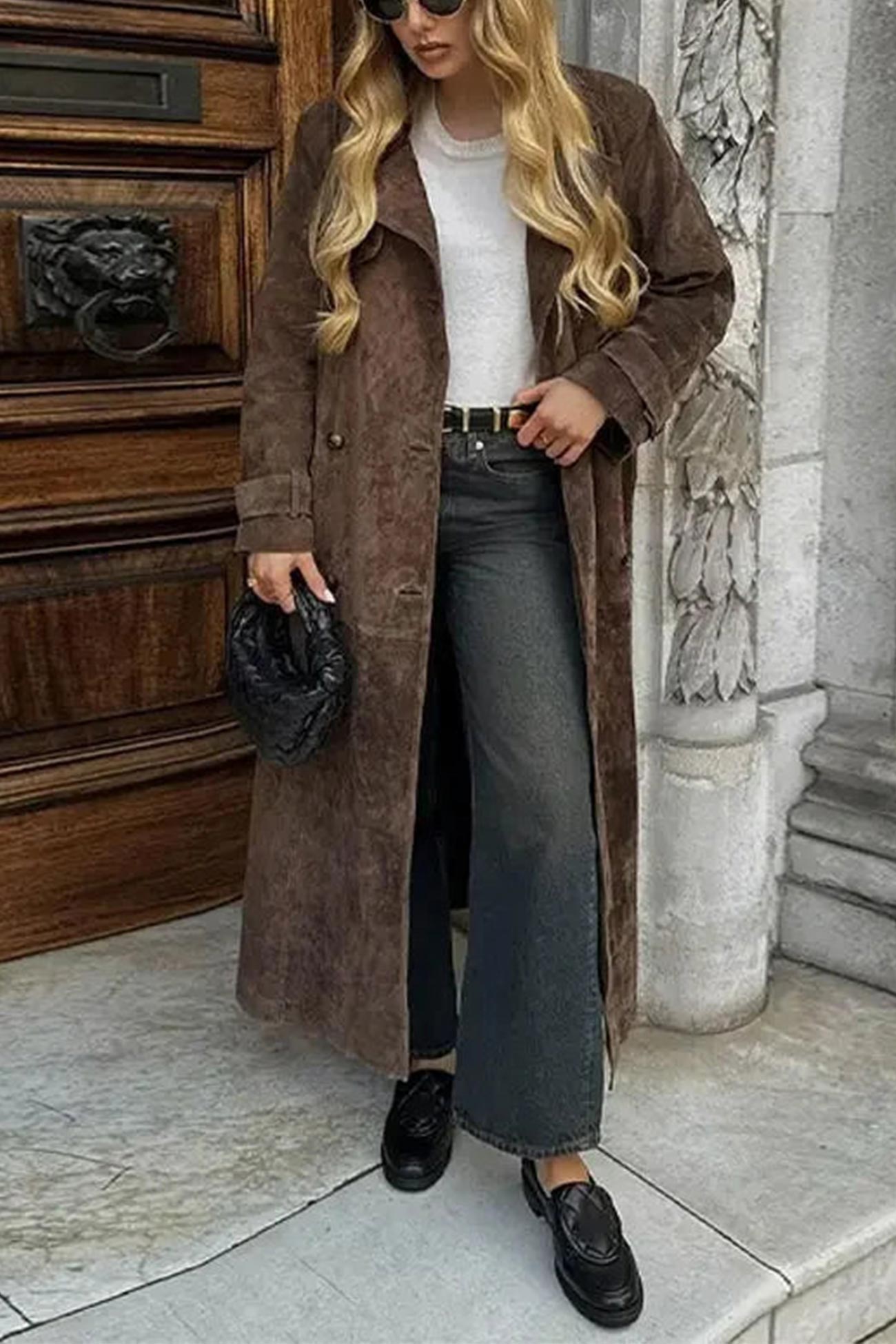 Lucía | Long suede trench coat that ties with lapels