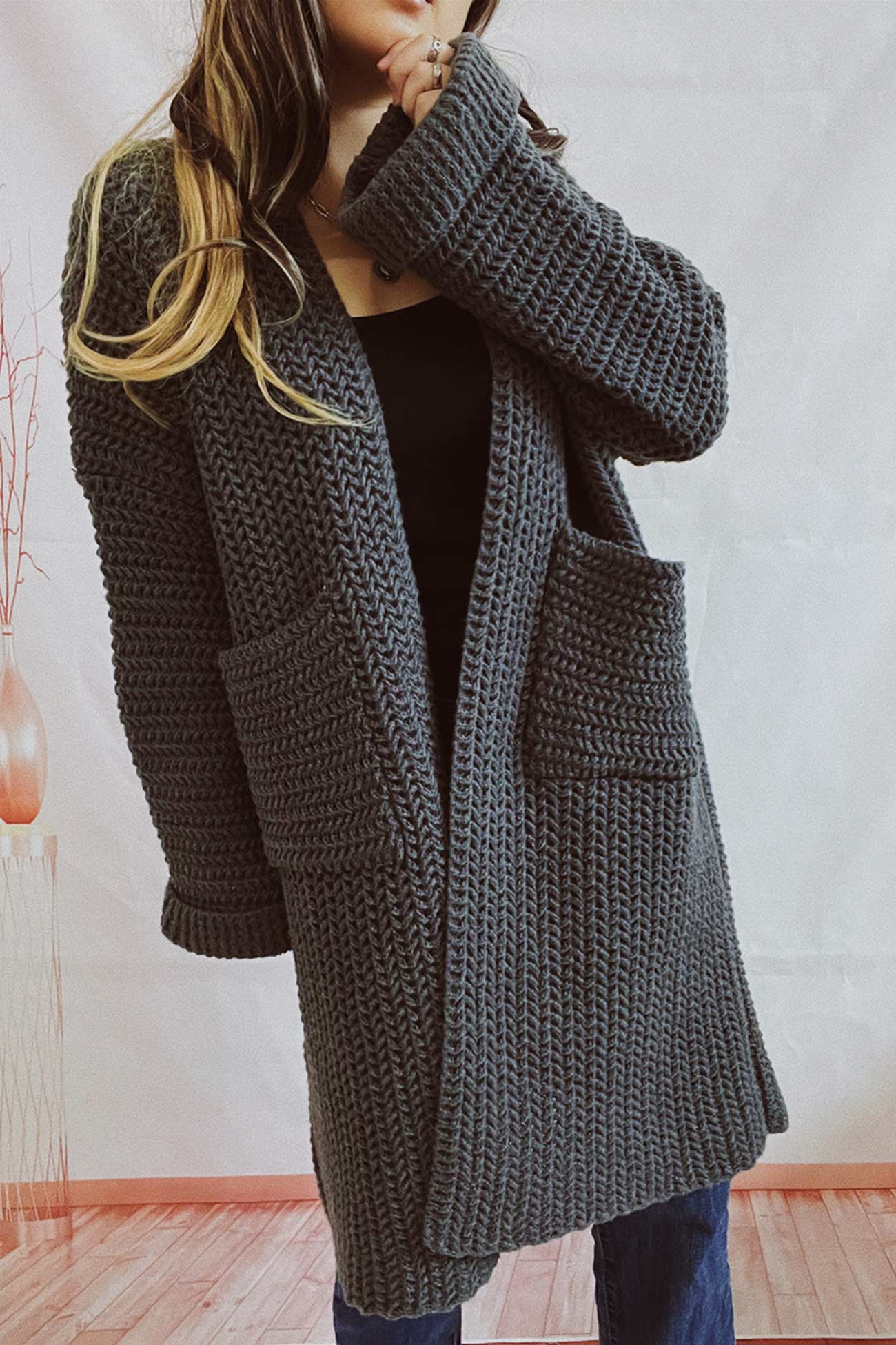 Marita | Cardigan with large pocket and open front
