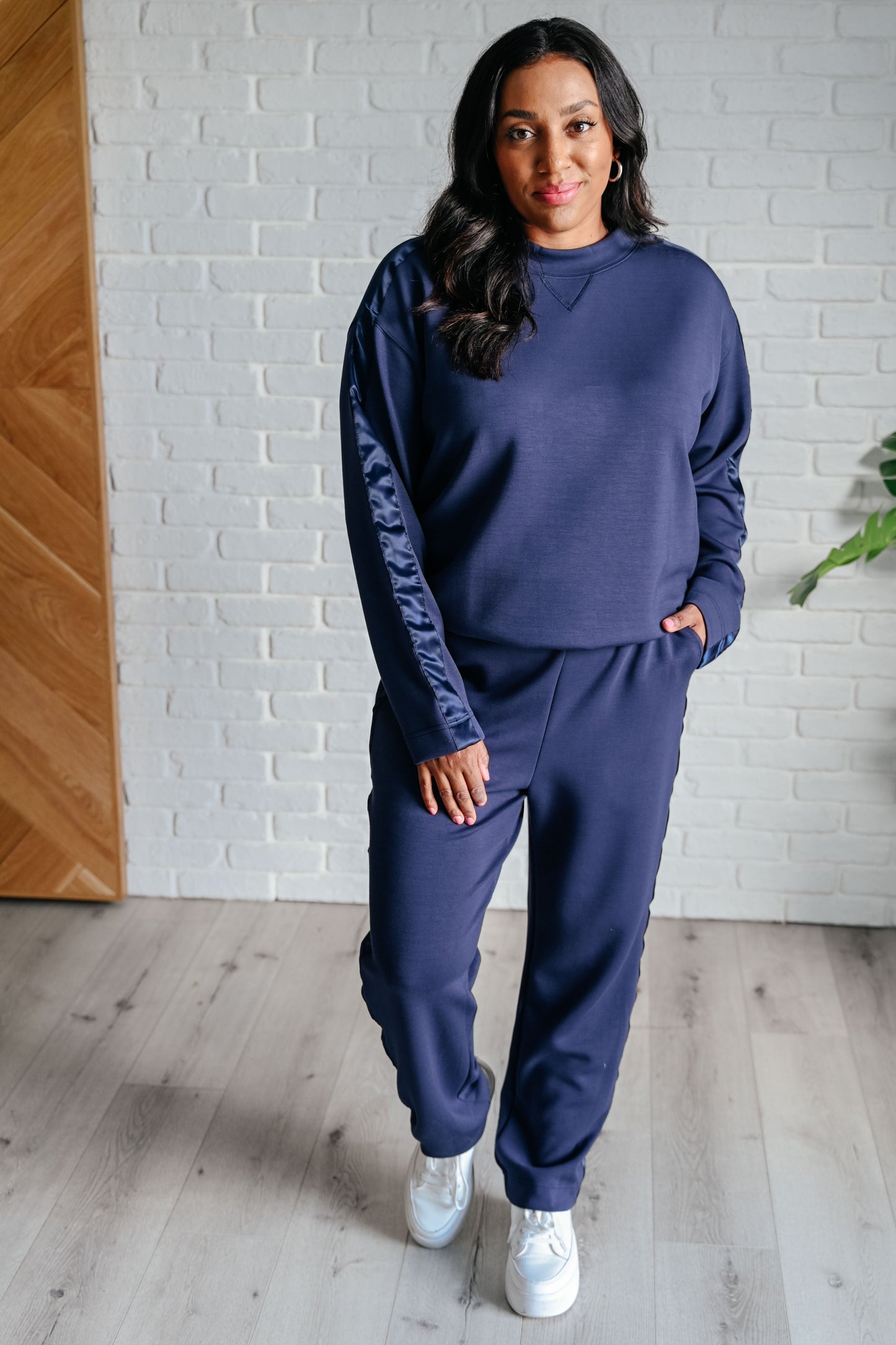 Flavia | Satin stripe lounge pants in smoky navy