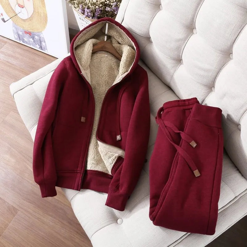 Aleida | Sports set in plain fleece