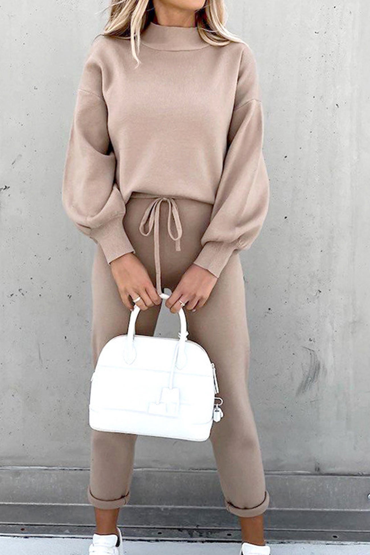 Astrid | Long sweatshirt pants suits with stand-up collar and puff sleeves