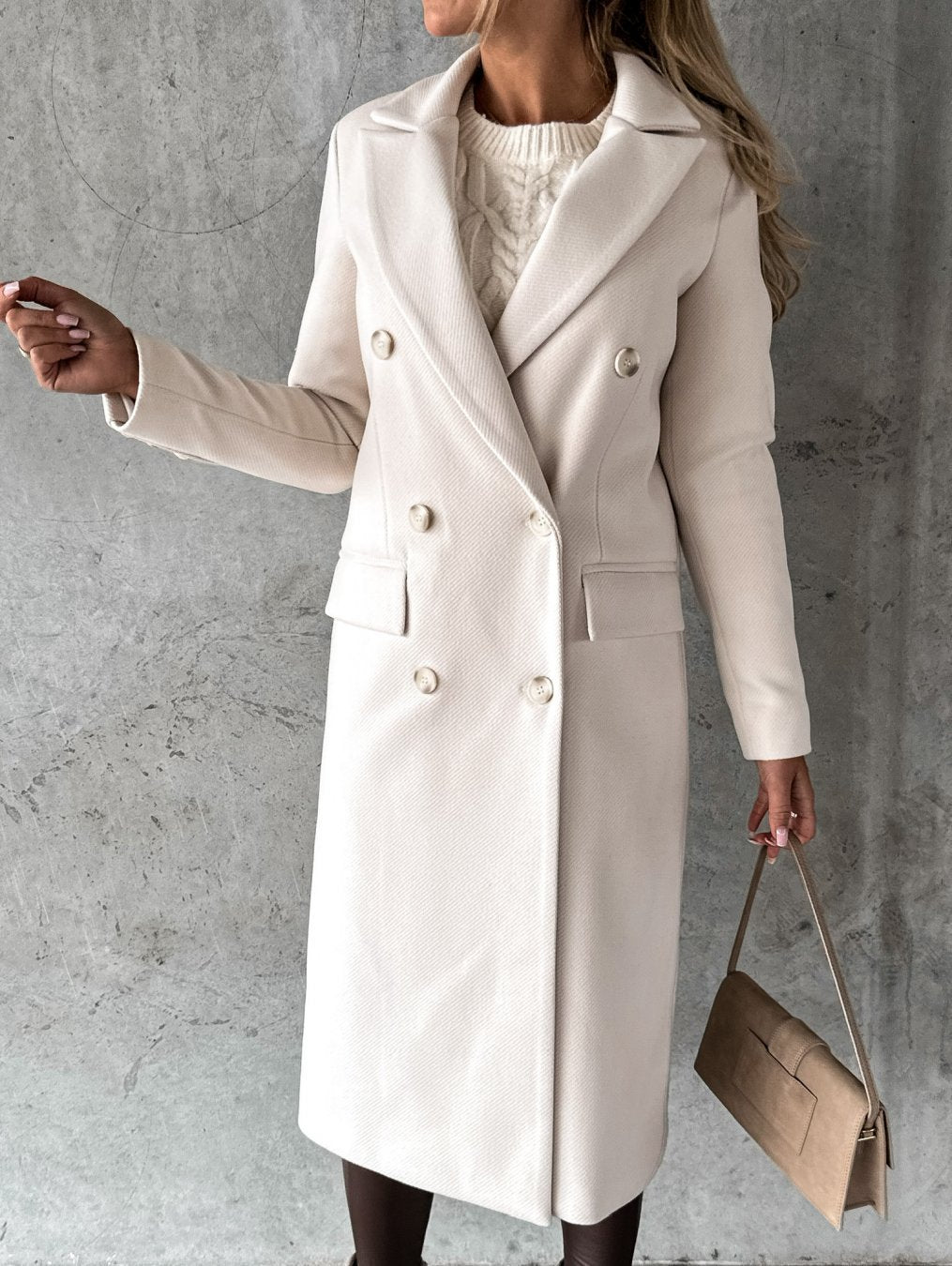 Jacqueline | Stylish double buttoned long coat