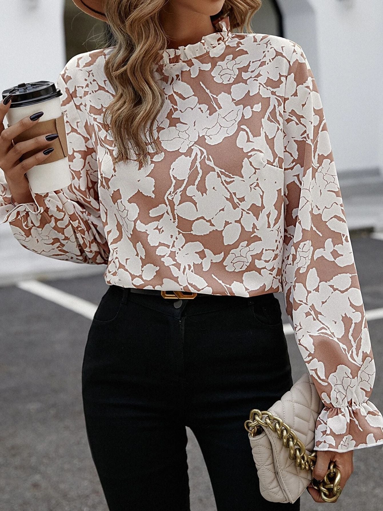 Esperanza® | Women'S Blouse With Floral Design And Ruffle Details