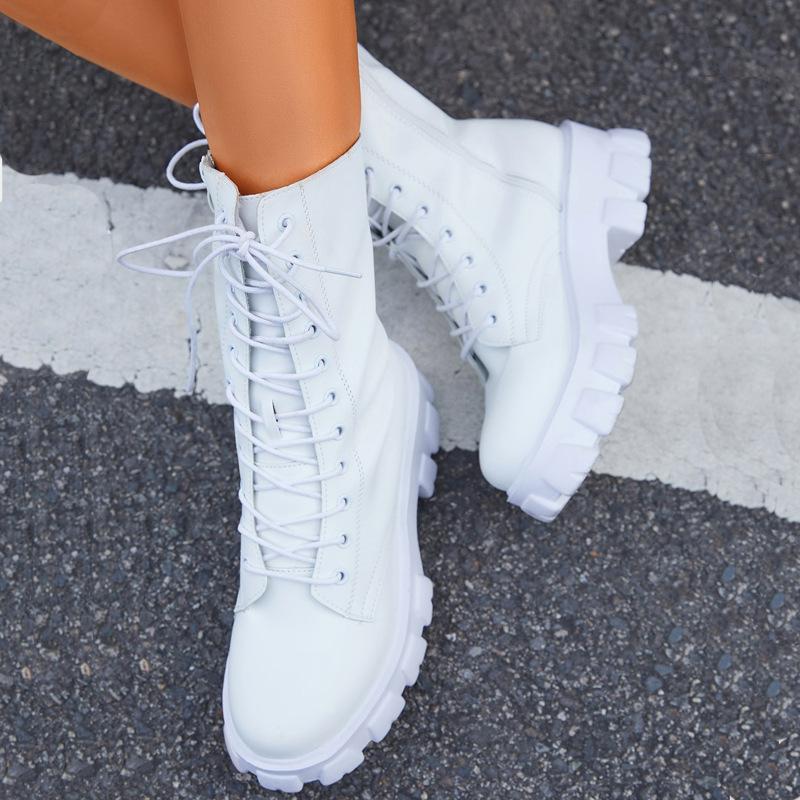 Mariola | Trendy and supportive orthopedic boots