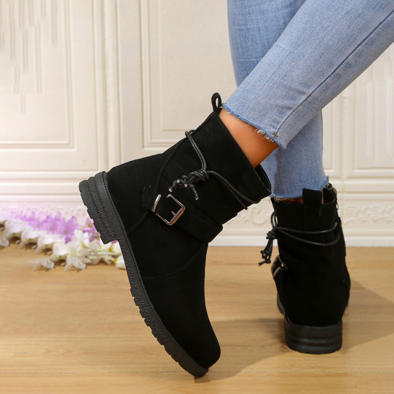 Zaira | Durable and supportive orthopedic boots