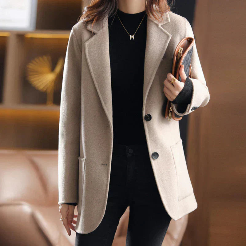 Miriam | Modern and comfortable winter garment