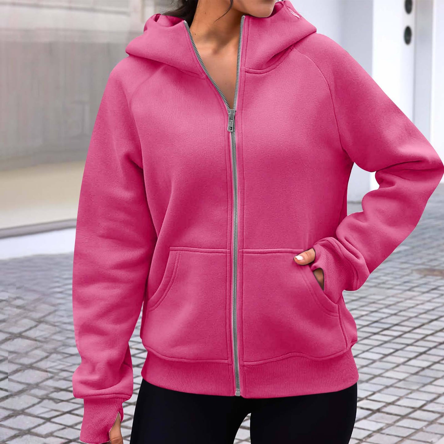 Leila | Effortless and trendy winter garment