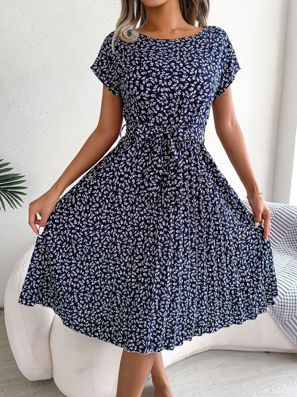 Clara® | Dress Elegant Pleats