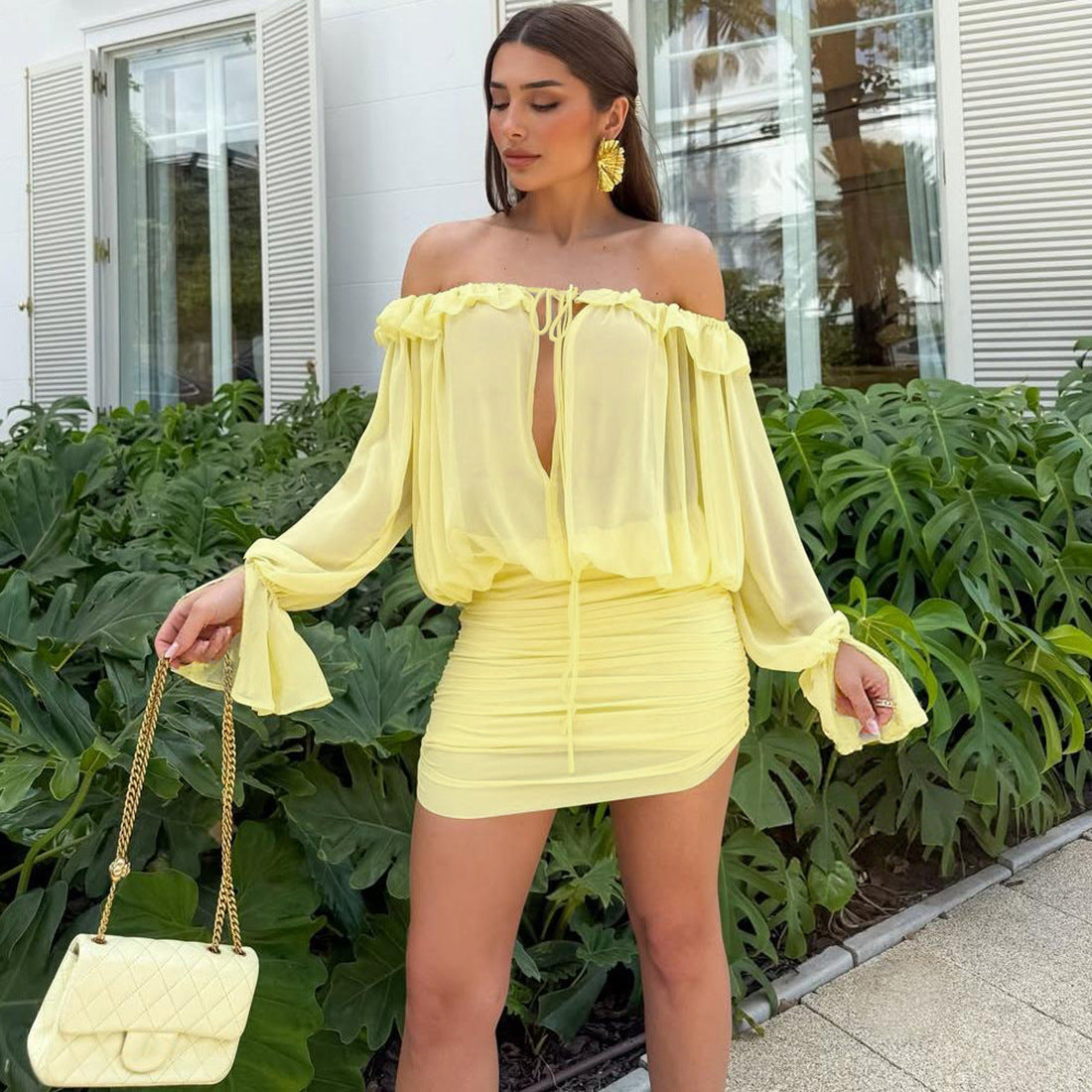 One-shoulder hollow lace solid color slim hip dress