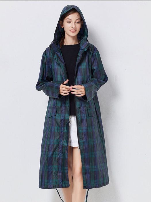Beatriz | Elegant windbreaker for women