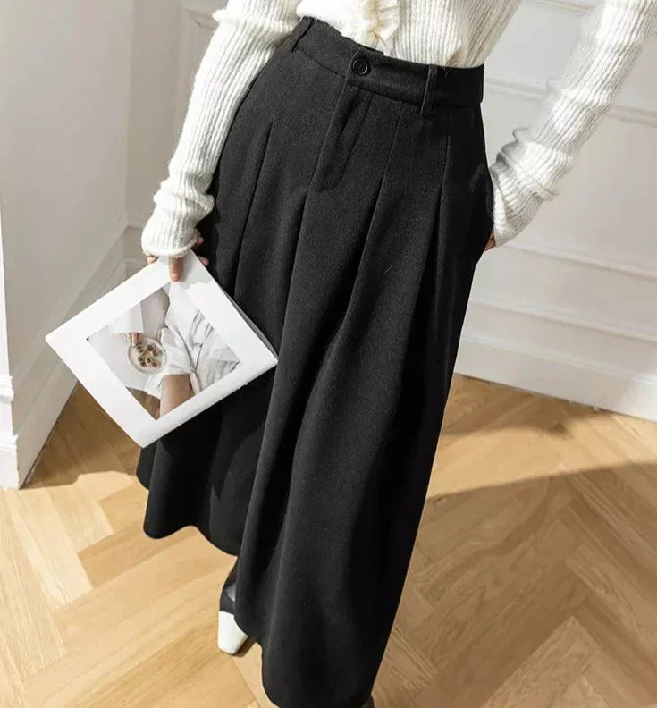 Leonor® | Elegant skirts for women