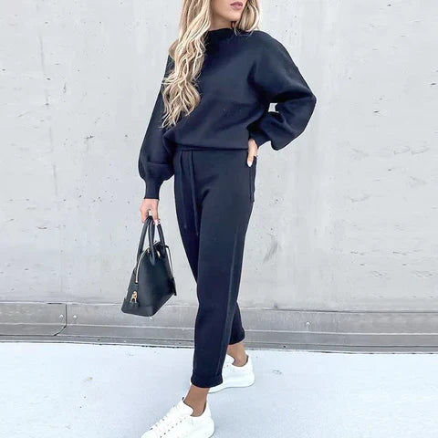 Mónica® | Comfortable and trendy women's tracksuit