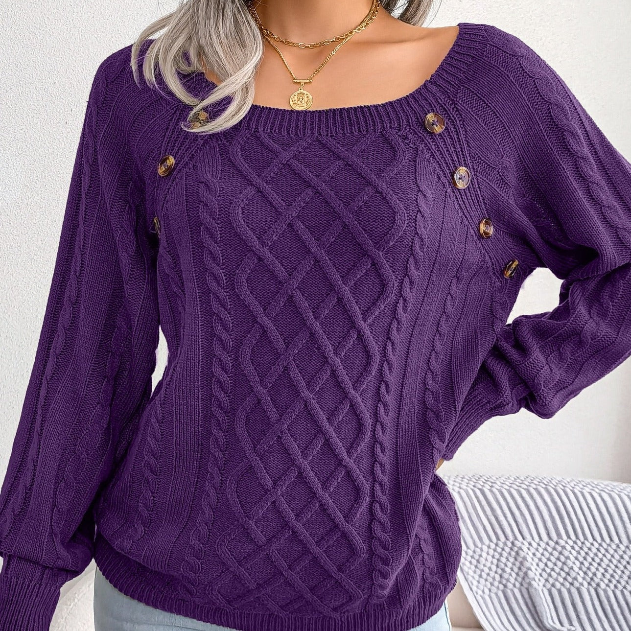 Ela | Elegant knitted sweater for women
