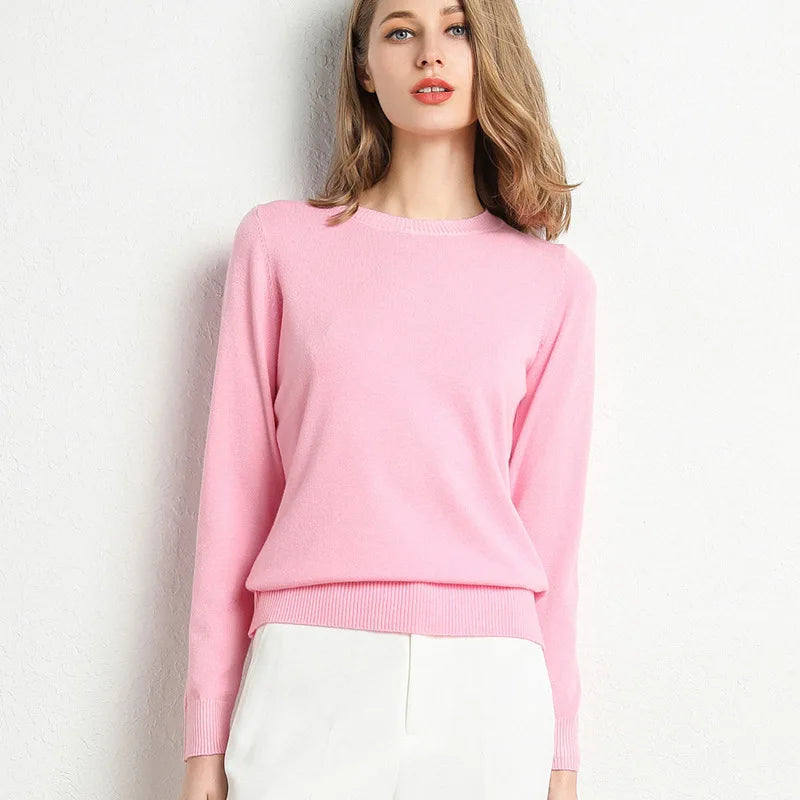 Claudine | Pullover with a slit neckline