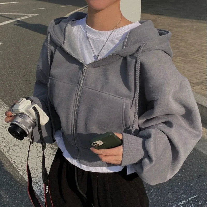 Silvia | Fashionable women's zip-up hoodie