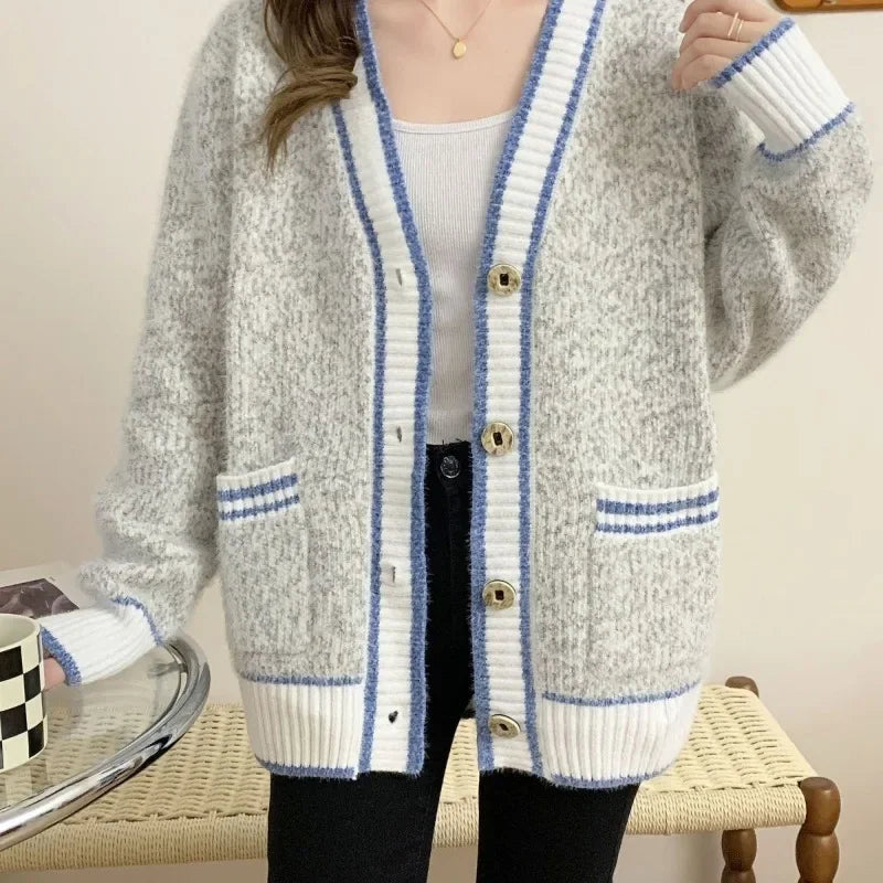 Nicolasa | Elegant and versatile winter cardigan