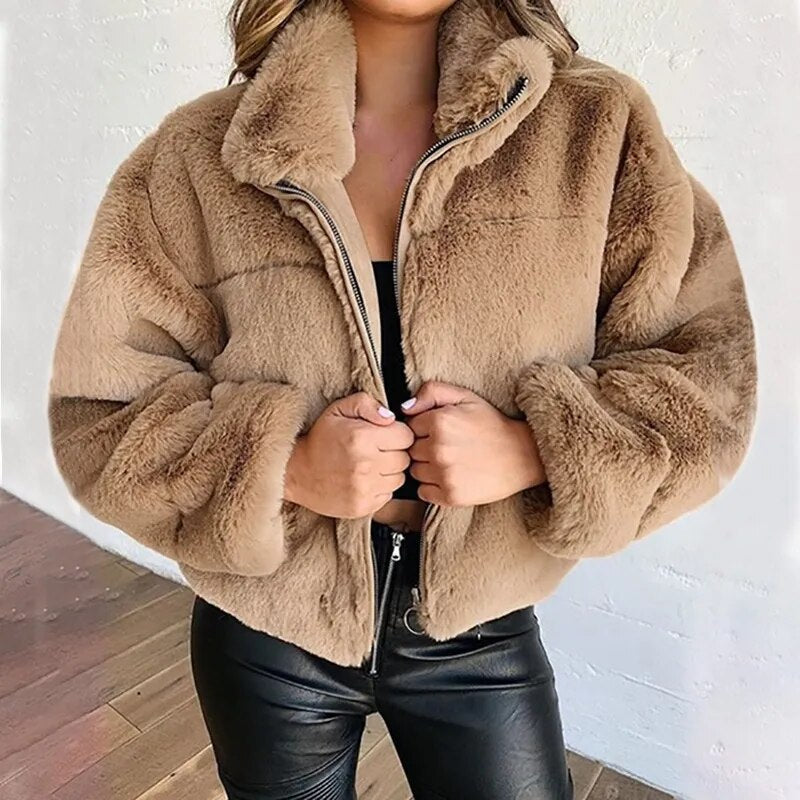 Eugenia| Effortless and elegant winter jacket
