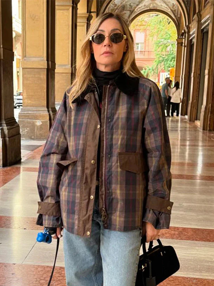Trinidad | Modern women's jacket with checked patchwork