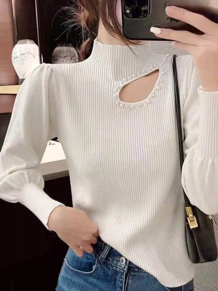 Birgit | Thin turtleneck sweater with pearls