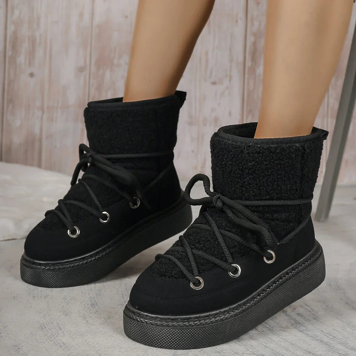 Karen | Non-slip, waterproof short boots