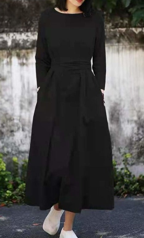 Flavia| Tailored and elegant winter dress