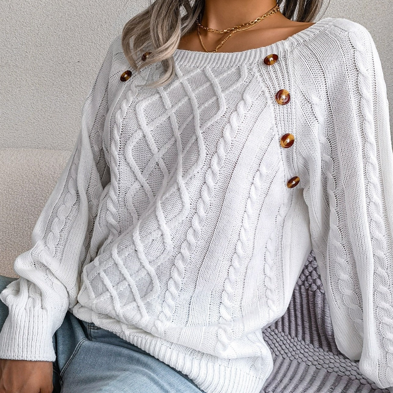 Ela | Elegant knitted sweater for women