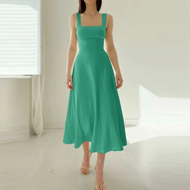 Querida® | Elegant Dress With Square Neckline