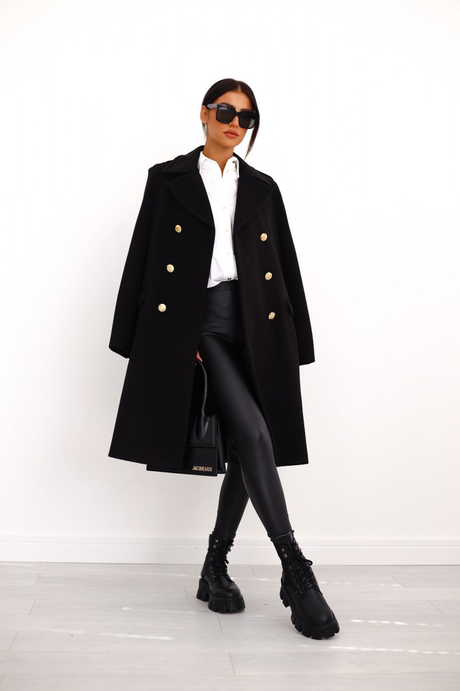 Manuela | Classic and stylish trench coat