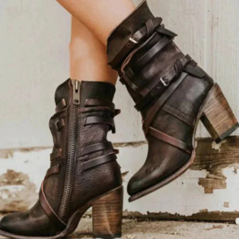 Blanca | Supportive and trendy orthopedic boots