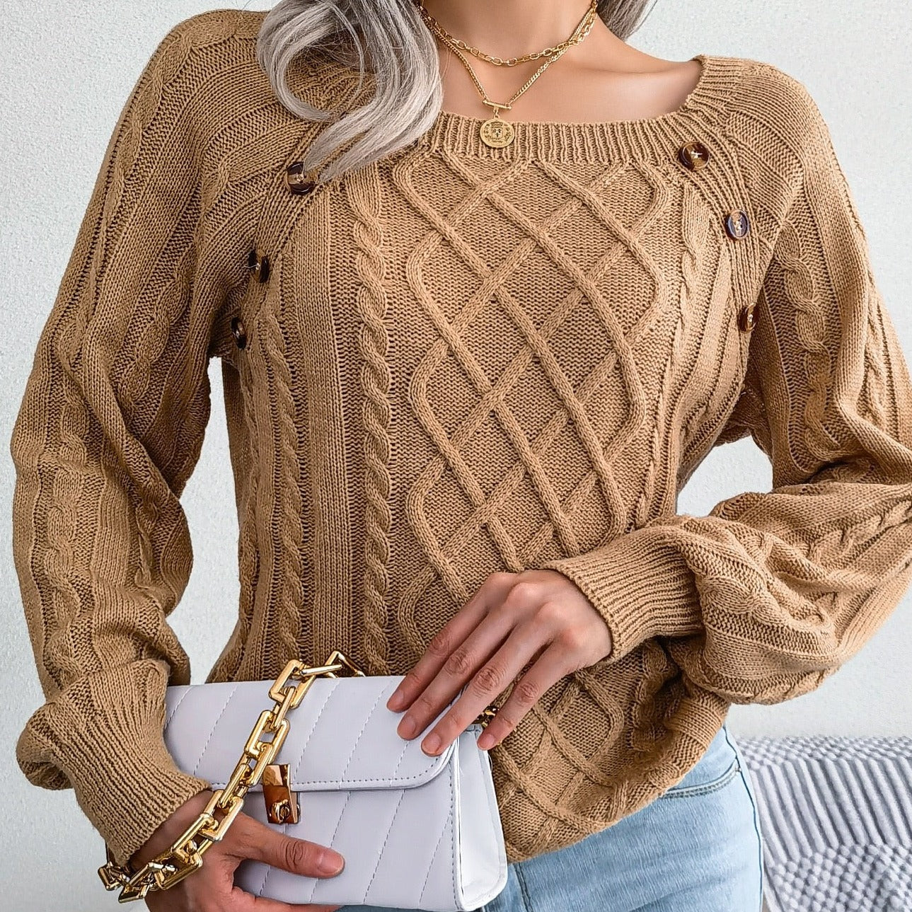 Ela | Elegant knitted sweater for women