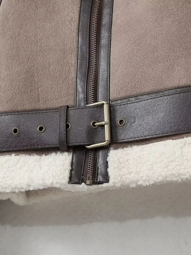 Camila | Warm women's lambskin jacket with belt