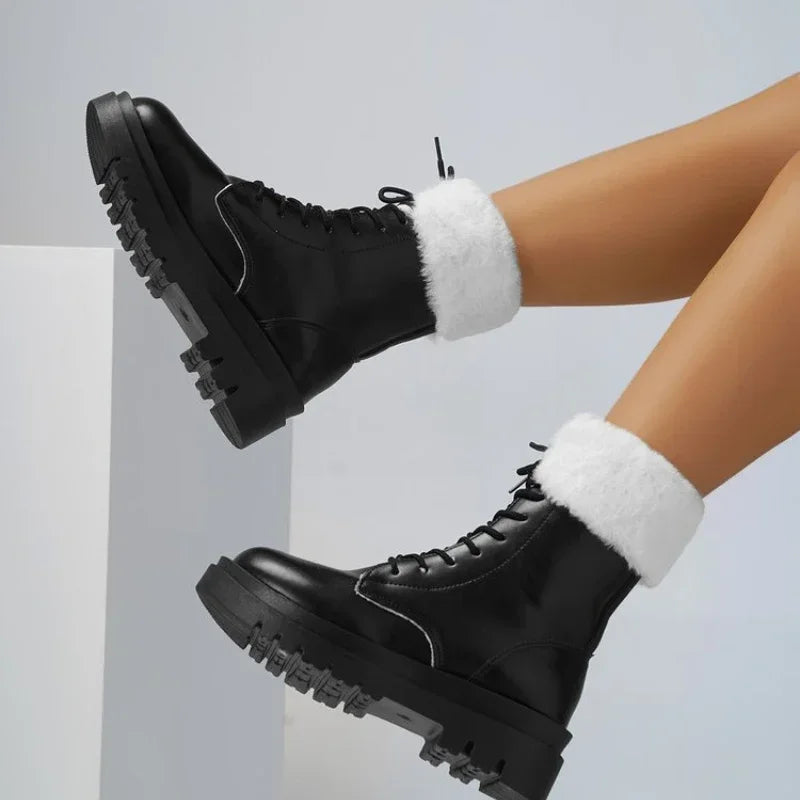 Paola | Custom-made and comfortable orthopedic shoes