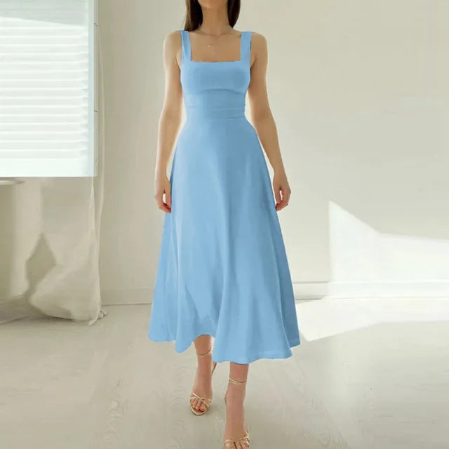 Querida® | Elegant Dress With Square Neckline