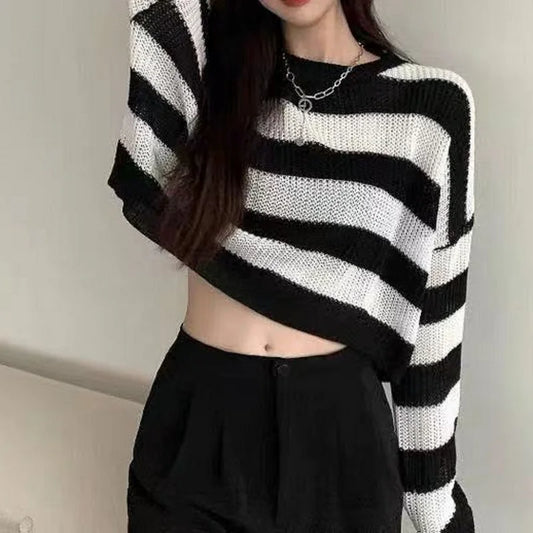 Lien | Elegant striped sweater for women