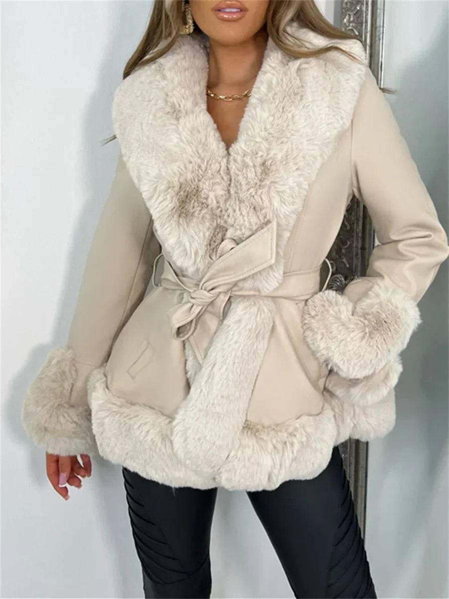 Angelica | Warm and glamorous coat jacket