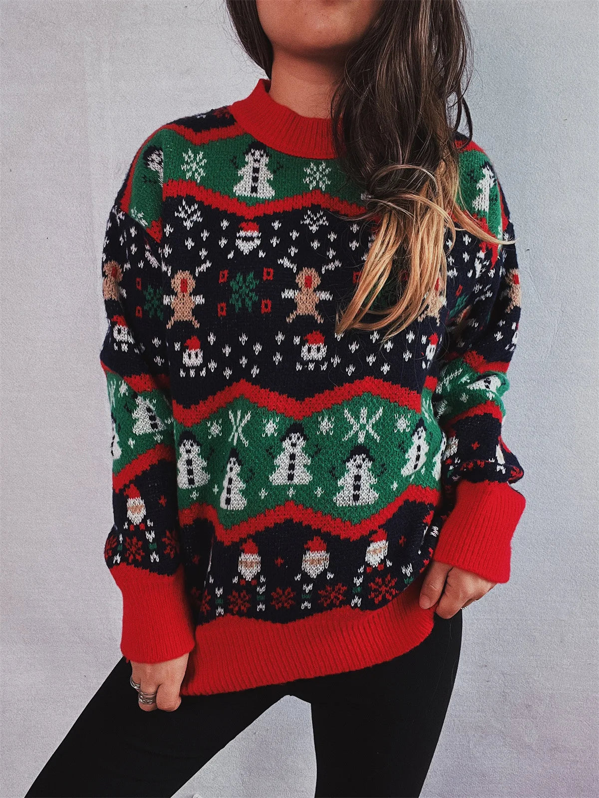 Lorena | Oversized crew neck knitted sweater with Christmas print for women