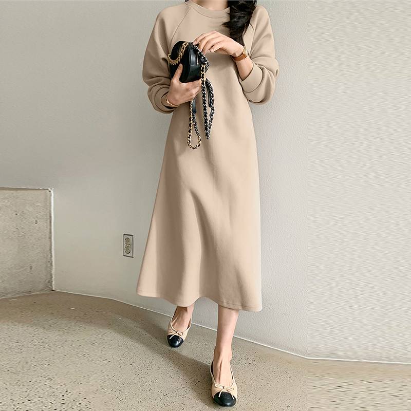 Carina | Classic and comfortable winter dress