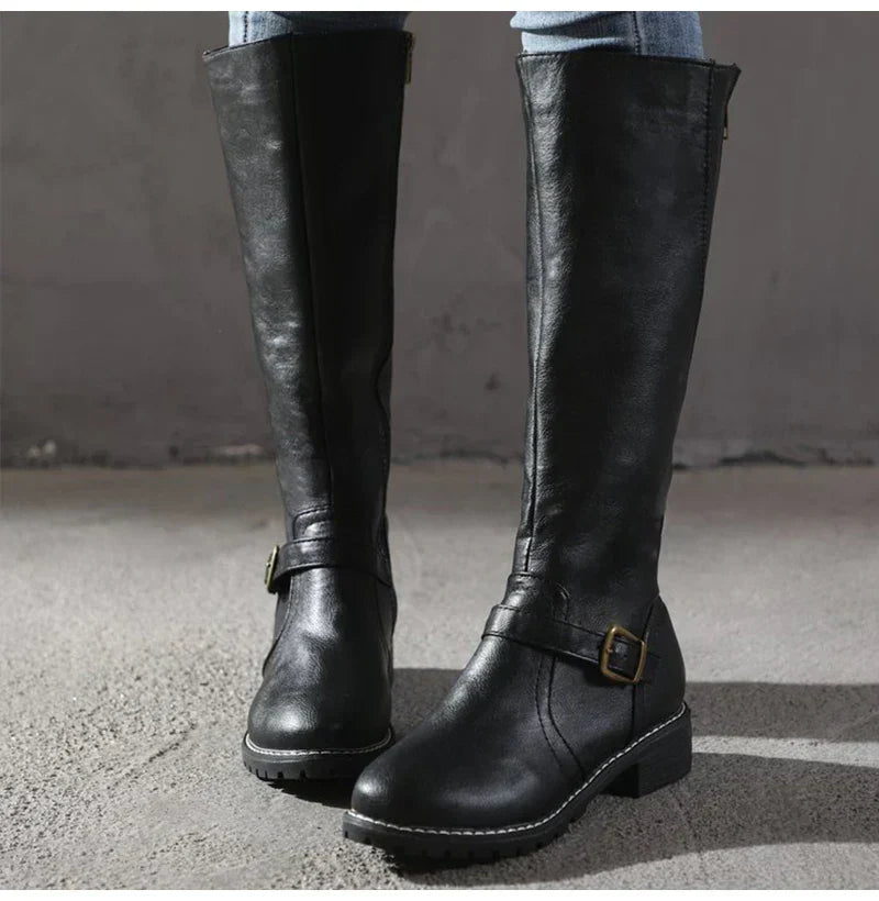 Ingrid | Stylish and supportive orthopedic boots.