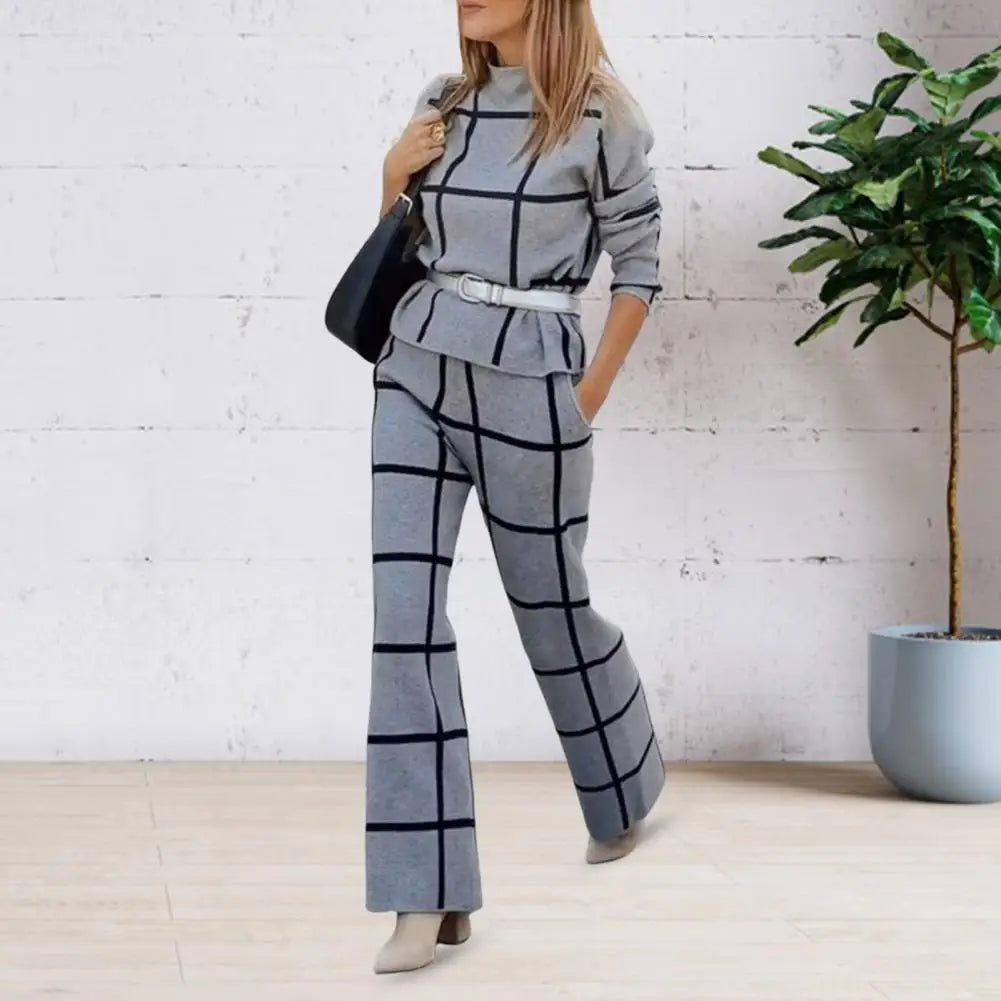Soledad | Checked long sleeve shirt and high waist wide leg trousers