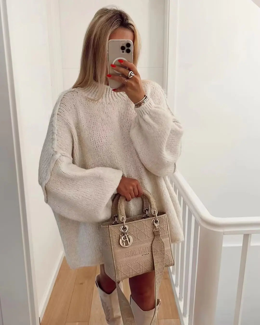 Lucía | Women's crew neck sweater