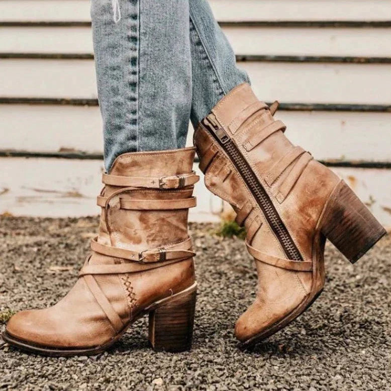 Blanca | Supportive and trendy orthopedic boots